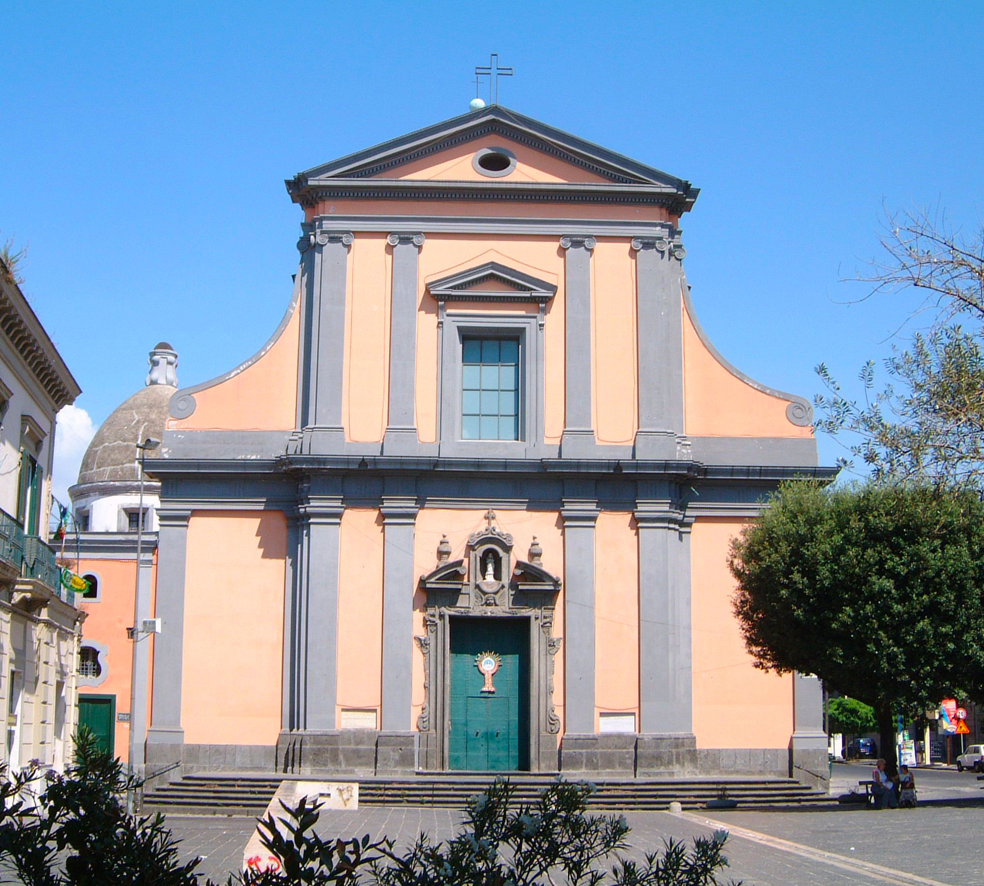 chiesa-colleggiata-santa-sofia-esterno